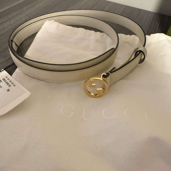 Gucci White Leather Belt with Gold Double G Buckle main image 11